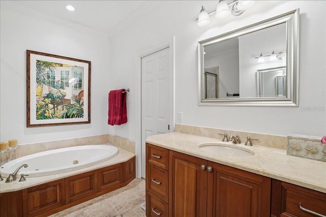 702 GRANADA AVENUE 7, Venice, FL 34285