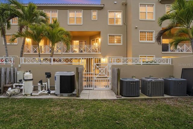 702 GRANADA AVENUE 7, Venice, FL 34285