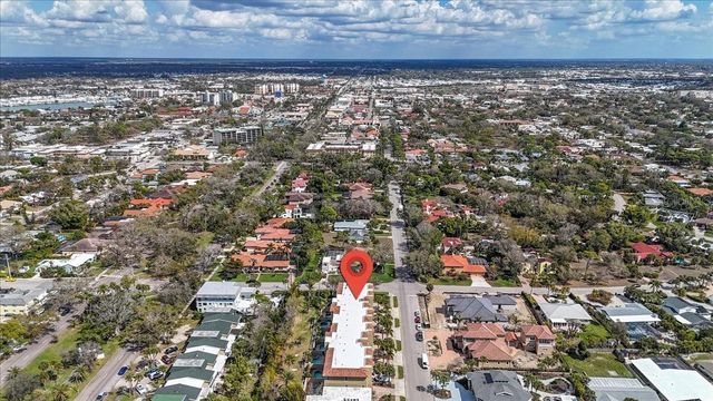 702 GRANADA AVENUE 7, Venice, FL 34285