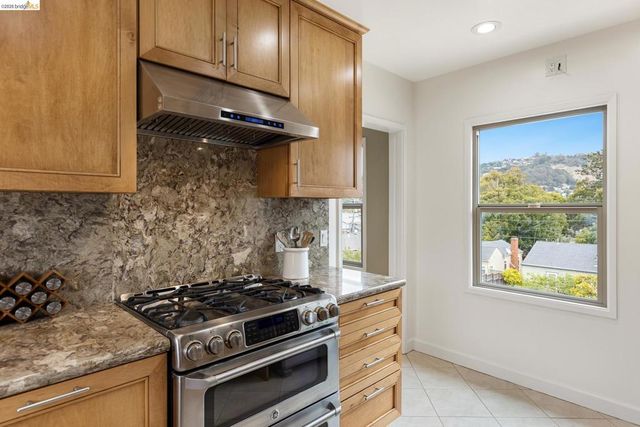 1620 Mendocino St, Richmond, CA 94804