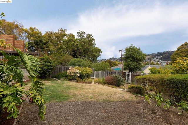 1620 Mendocino St, Richmond, CA 94804