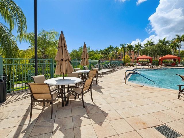 2721 VIA MURANO 322, Clearwater, FL 33764