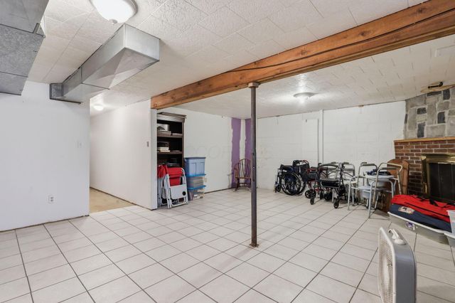 1569 Lawrence Road, Delaware, OH 43015