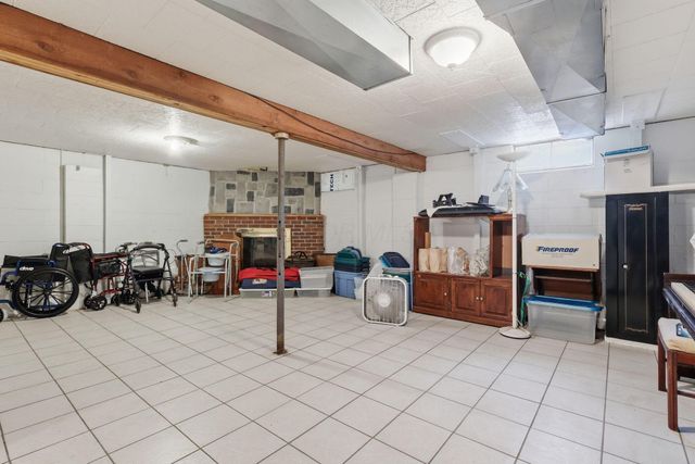 1569 Lawrence Road, Delaware, OH 43015