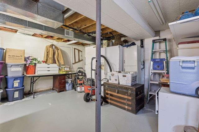 1569 Lawrence Road, Delaware, OH 43015