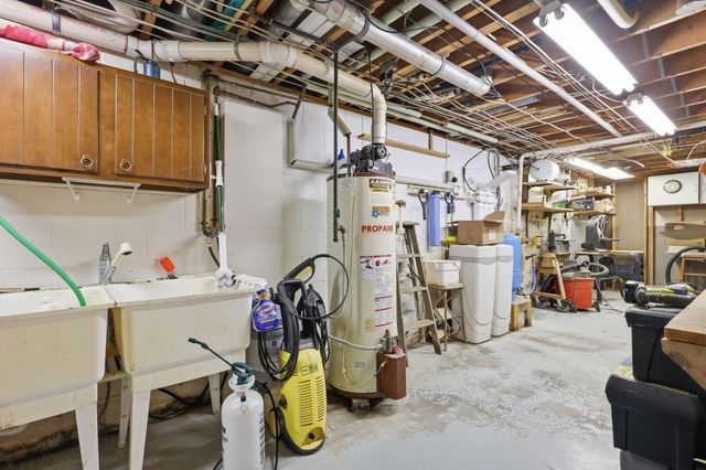 1569 Lawrence Road, Delaware, OH 43015