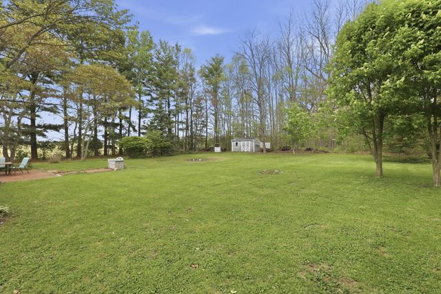 1569 Lawrence Road, Delaware, OH 43015