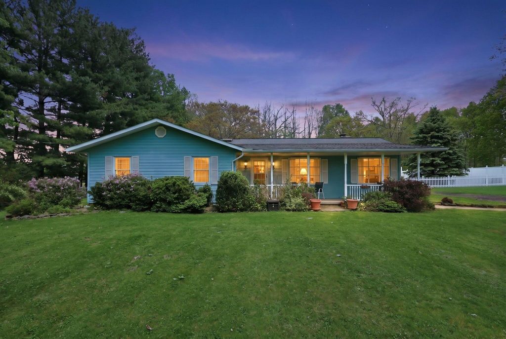 1569 Lawrence Road, Delaware, OH 43015