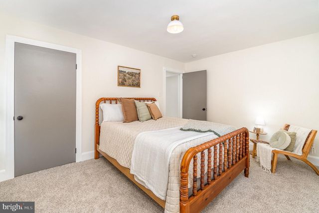 1365 FRIEDENSBURG RD, Reading, PA 19606