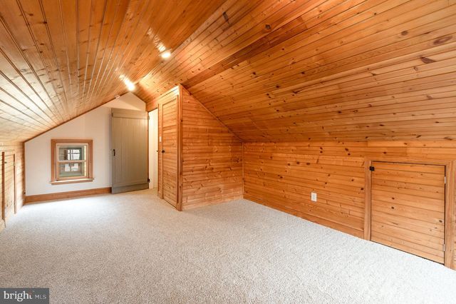 1365 FRIEDENSBURG RD, Reading, PA 19606