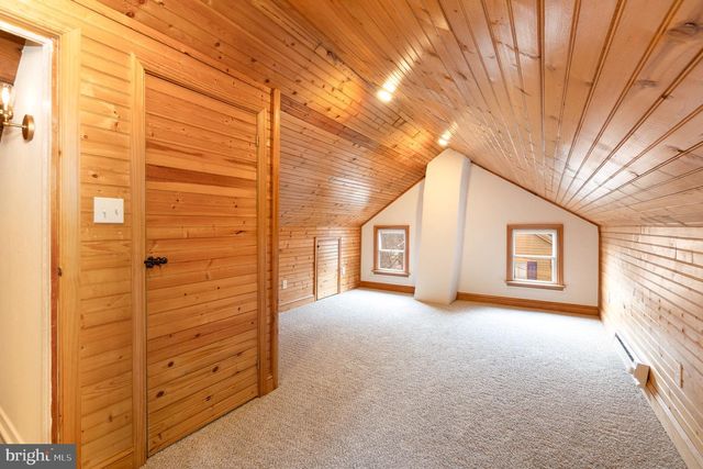 1365 FRIEDENSBURG RD, Reading, PA 19606