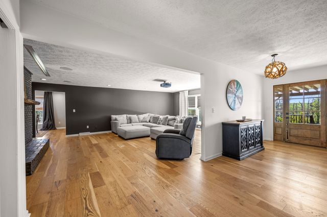 120 Hackett Pike, Richmond, KY 40475