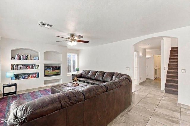 10475 E KAREN Drive, Scottsdale, AZ 85255