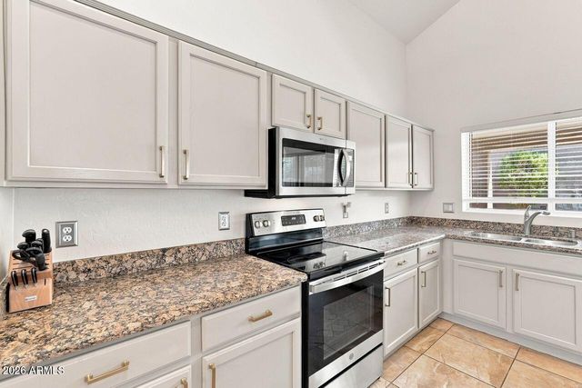 10475 E KAREN Drive, Scottsdale, AZ 85255