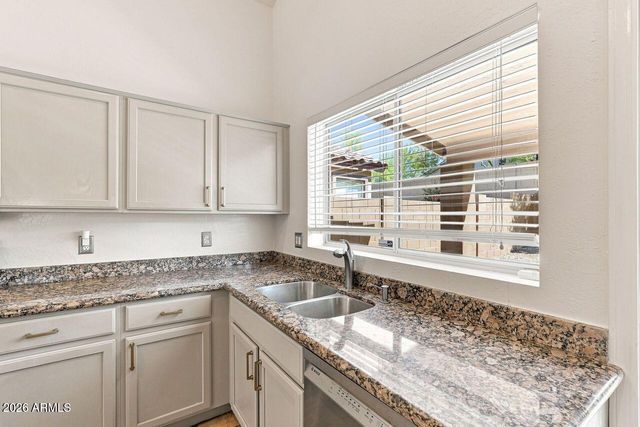 10475 E KAREN Drive, Scottsdale, AZ 85255