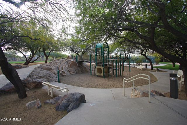 10475 E KAREN Drive, Scottsdale, AZ 85255
