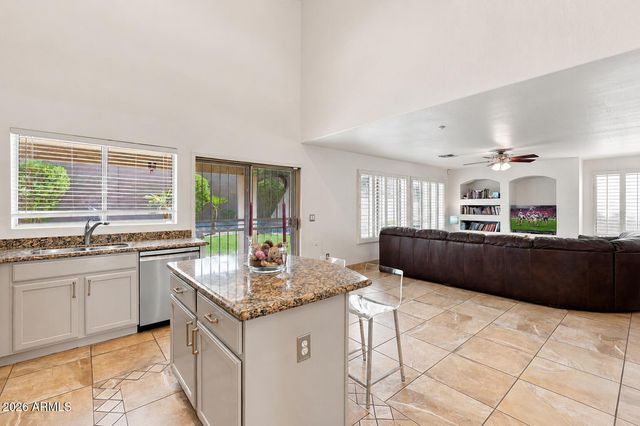 10475 E KAREN Drive, Scottsdale, AZ 85255