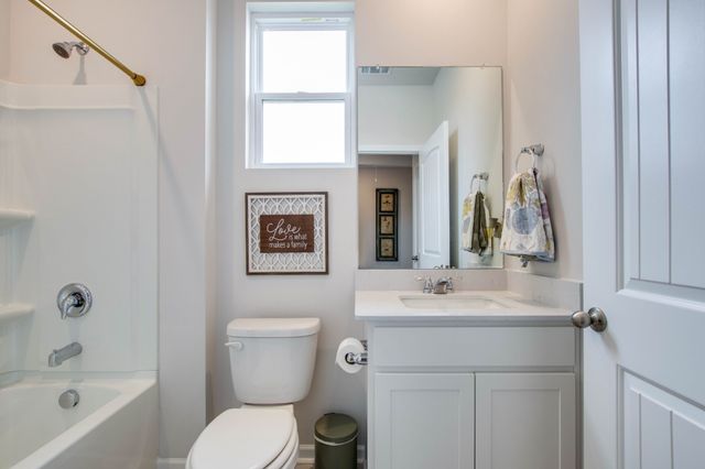 1053 Camelia Drive, White House, TN 37188