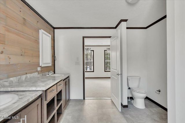 51 W Mountain Road, Corinth, NY 12822