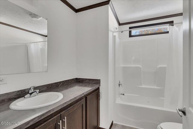 51 W Mountain Road, Corinth, NY 12822