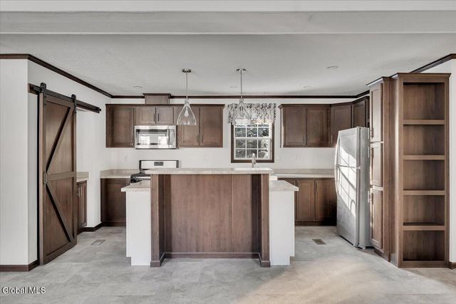 51 W Mountain Road, Corinth, NY 12822