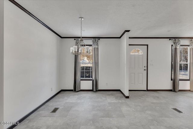 51 W Mountain Road, Corinth, NY 12822