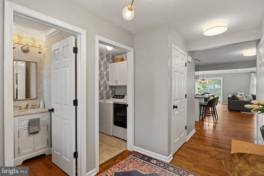 887 PENN ST, BRYN MAWR, PA 19010 — photo 5