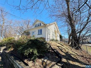 435 Broughton Avenue, Bloomfield, NJ 07003