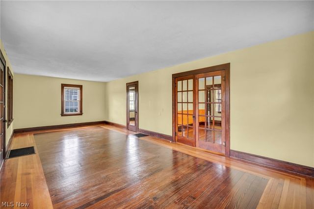 6504 Som Center Road, Solon, OH 44139