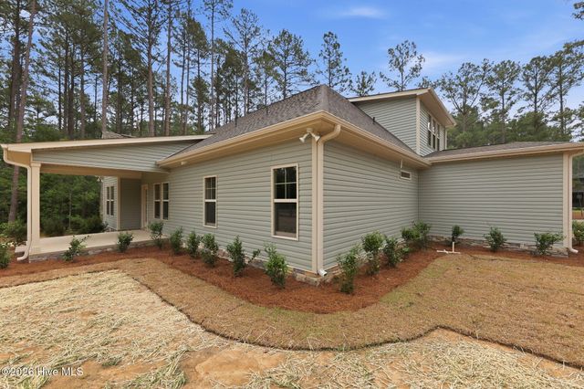 16651 Rabbit Run Court, Wagram, NC 28396