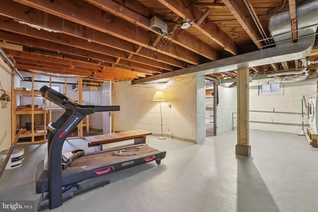 618 MILITARY RD, Frederick, MD 21702