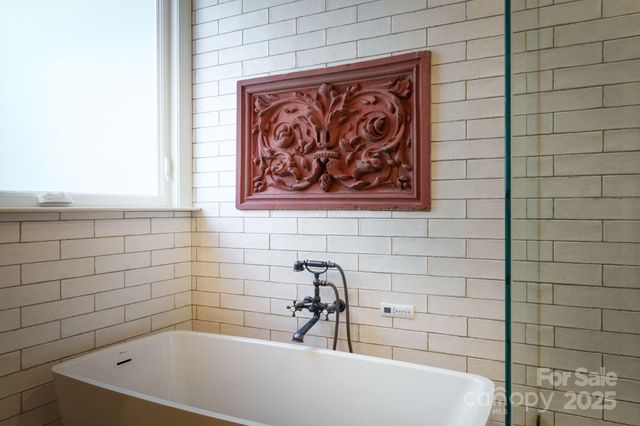 279 Fennel Dun Circle, Biltmore Lake, NC 28715