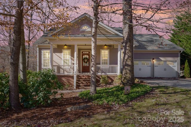 279 Fennel Dun Circle, Biltmore Lake, NC 28715