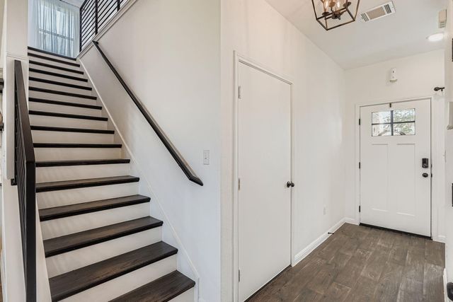 120 Mariners Landing, Bastrop, TX 78602