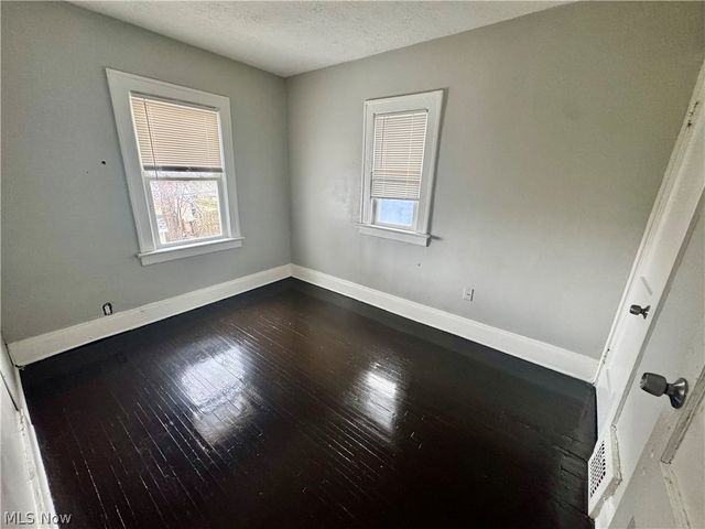 3207 W 121st Street, Cleveland, OH 44111