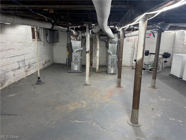 3207 W 121st Street, Cleveland, OH 44111