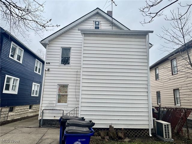 3207 W 121st Street, Cleveland, OH 44111