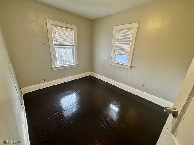 3207 W 121st Street, Cleveland, OH 44111