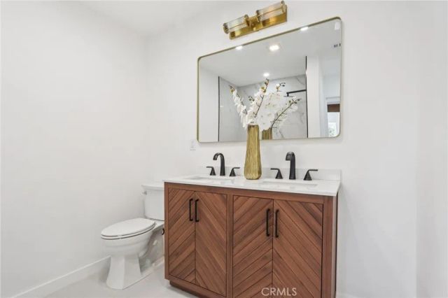 11060 Vanda Way, Shadow Hills, CA 91352