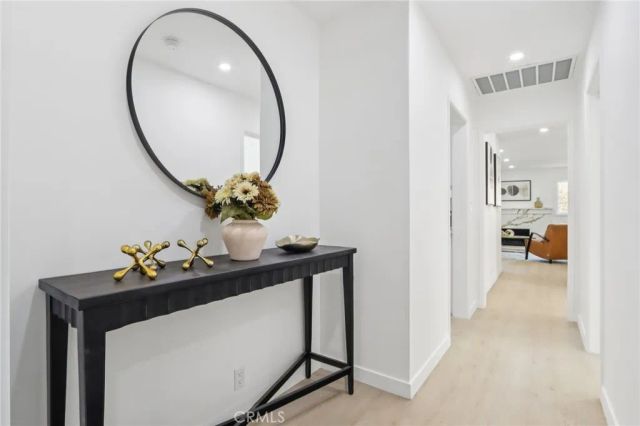 11060 Vanda Way, Shadow Hills, CA 91352