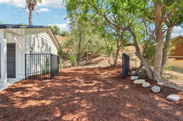 11060 Vanda Way, Shadow Hills, CA 91352