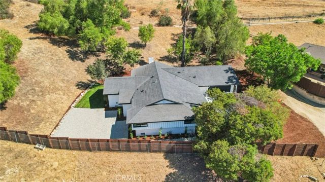 11060 Vanda Way, Shadow Hills, CA 91352
