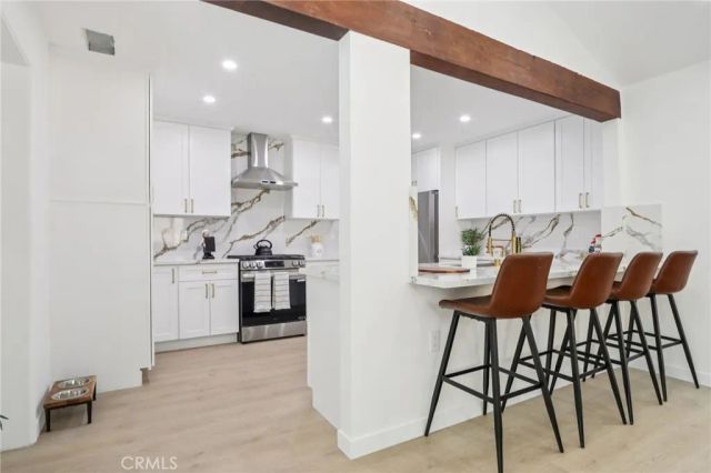 11060 Vanda Way, Shadow Hills, CA 91352