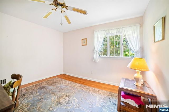 29 Gabriel Way, Twp Of Washington, NJ 07676