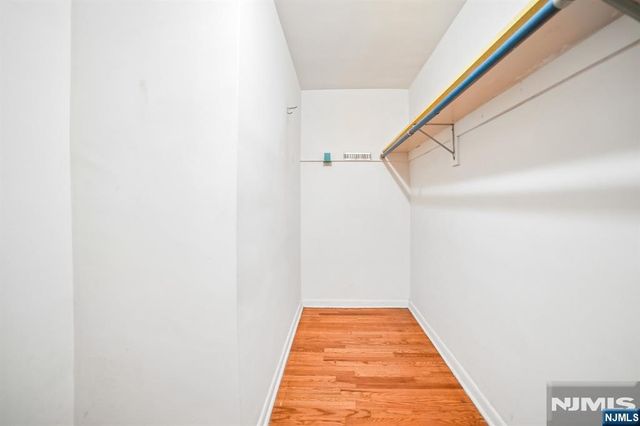29 Gabriel Way, Twp Of Washington, NJ 07676