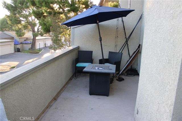 15786 Midwood 5, Granada Hills, CA 91344