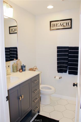15786 Midwood 5, Granada Hills, CA 91344