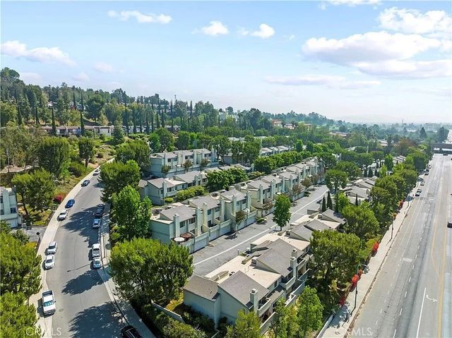 15786 Midwood 5, Granada Hills, CA 91344