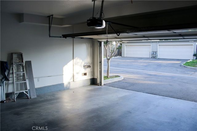 15786 Midwood 5, Granada Hills, CA 91344