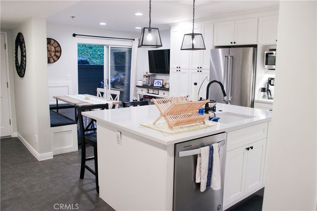 15786 Midwood 5, Granada Hills, CA 91344